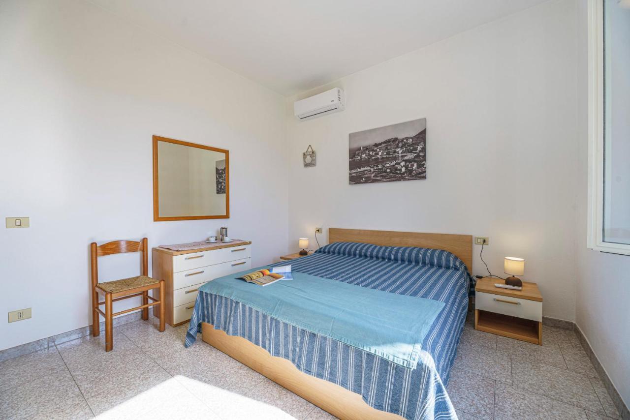 Aethalia - A 300Mt Dal Mare Daire Marina di Campo Dış mekan fotoğraf